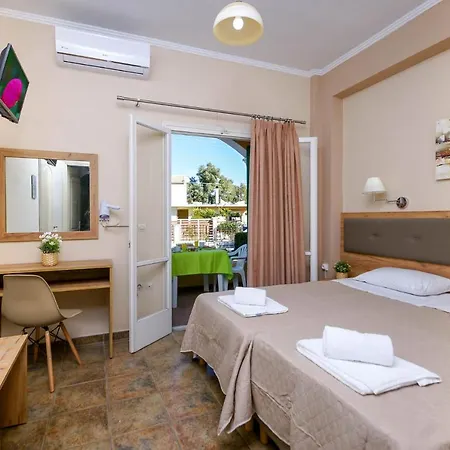 Stavros Next To Gouvia Marina * Κοντόκαλι